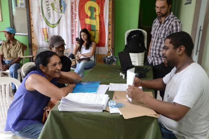 Agricultores de Curvelo, Inimutaba e região fazem cadastramento para regularização do título de posse de propriedade.Data: 15-12-16Local: Curvelo e InimutabaFoto: Omar Freire/Imprensa MG