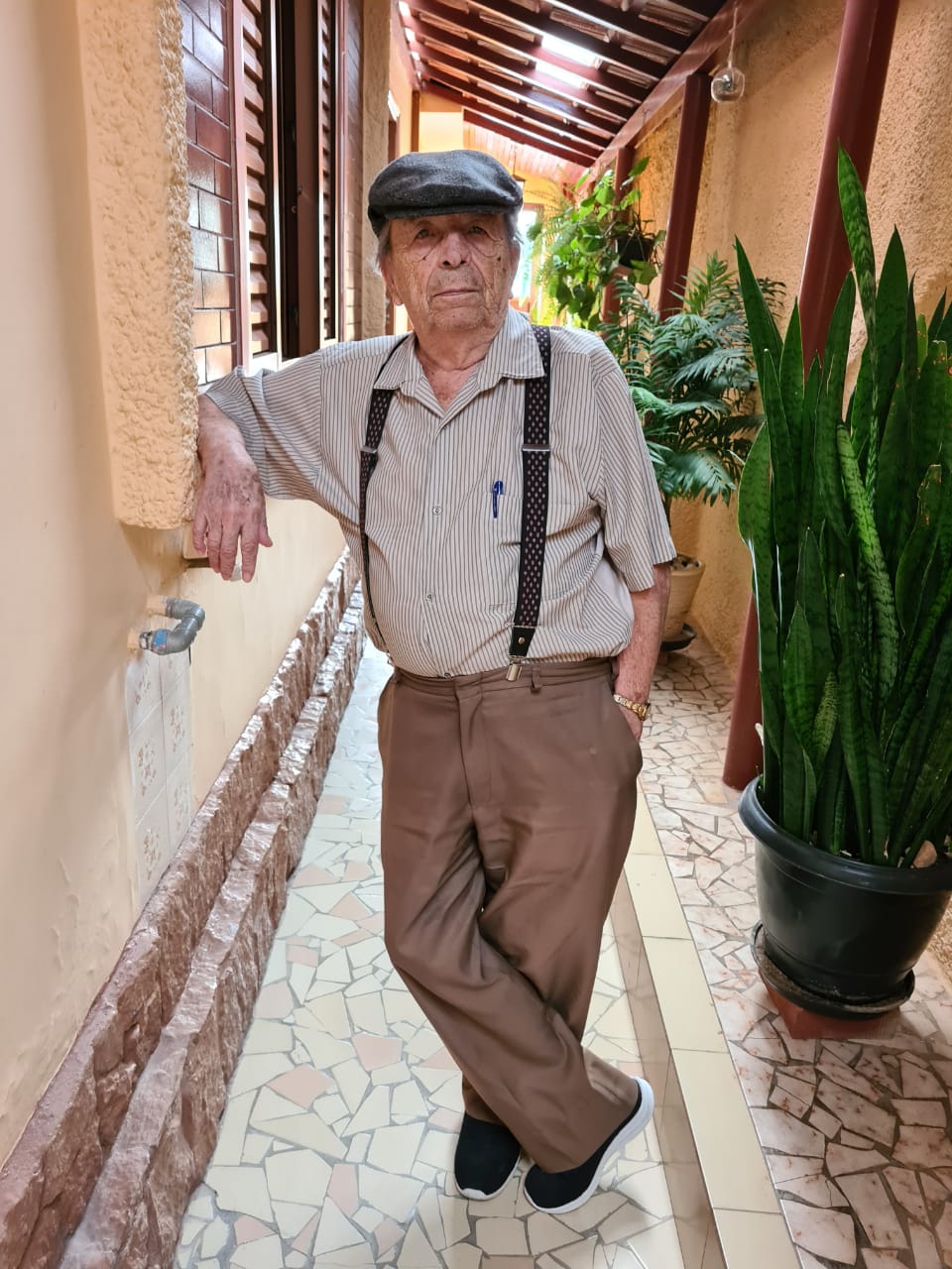 b2676c7b-26c5-44ed-9136-8e4225ff0d00