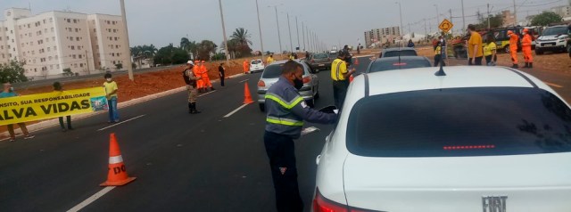 blitz-educativa-snt-010121-foto-divulgacao-der-mg_-1