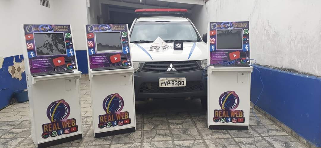 8f632364-d4c6-446d-ae31-4620454ded80