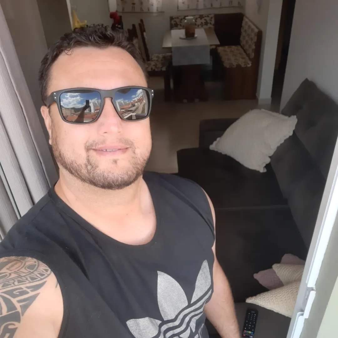 e1f135f3-939e-4054-a29a-5042f71b1026