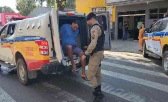 momento-da-prisao-de-diego-maradona-do-crime_1_456621